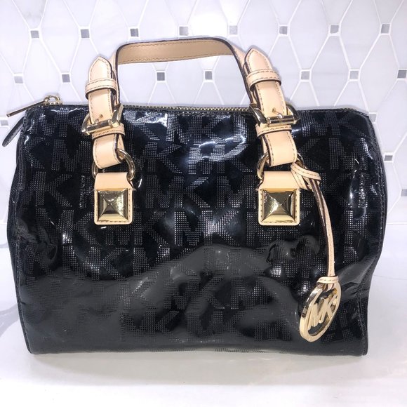 MICHAEL Michael Kors Handbags - AUTHENTIC Michael Kors Medium Satchel